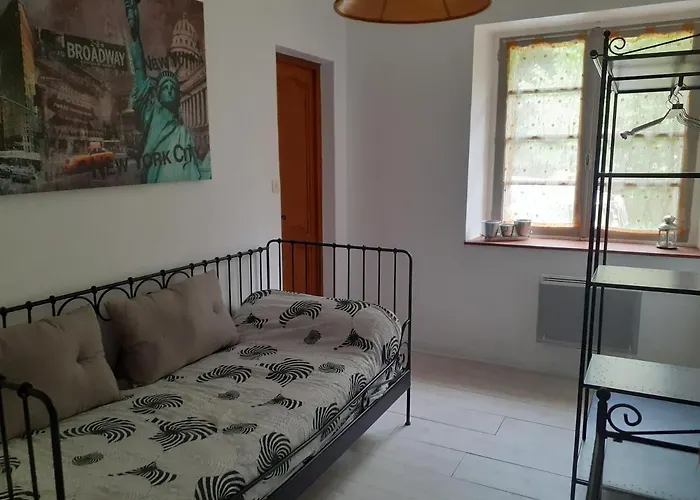 Les Chenes Blancs Aubin (Aveyron)